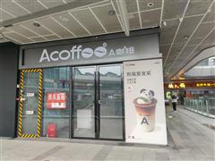 观山湖美的广场85平门面出租 双门头有装修